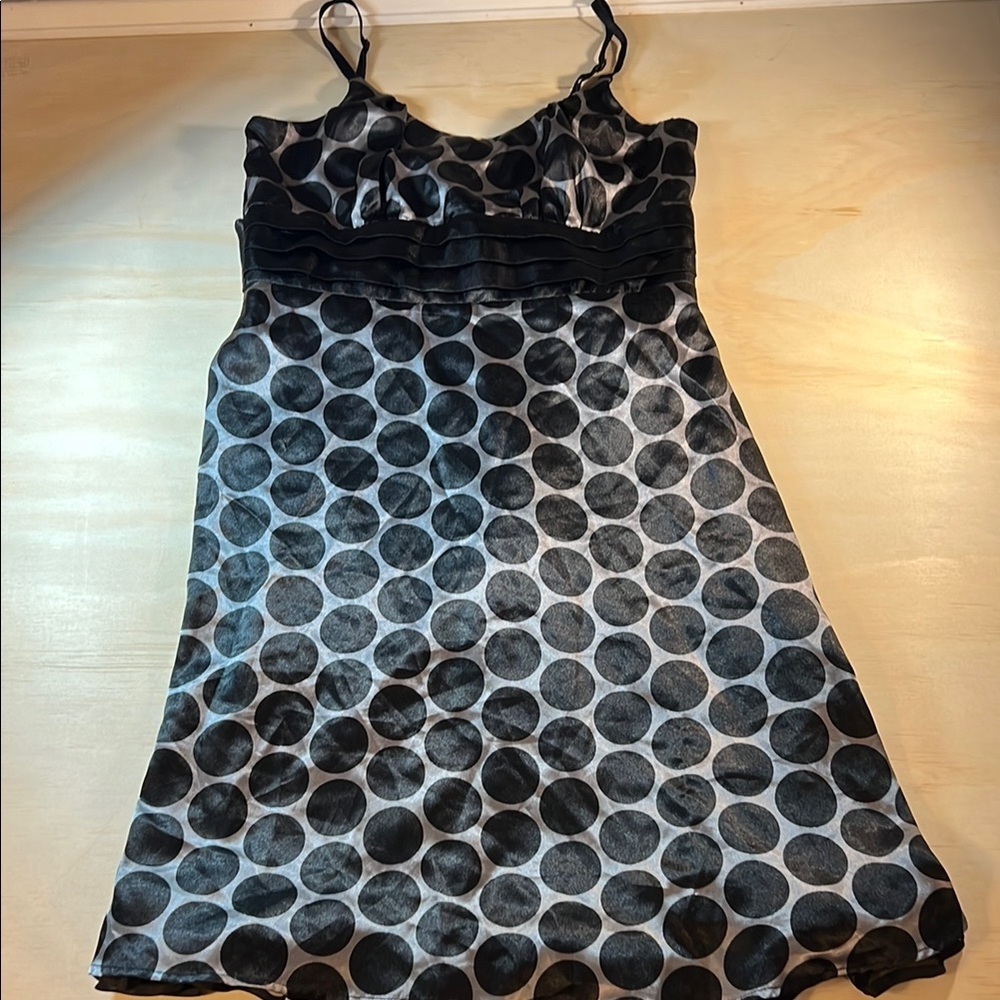 Studio 1940 Black & Grey polkadotted satin dress Sz 8 black sash tie in the back